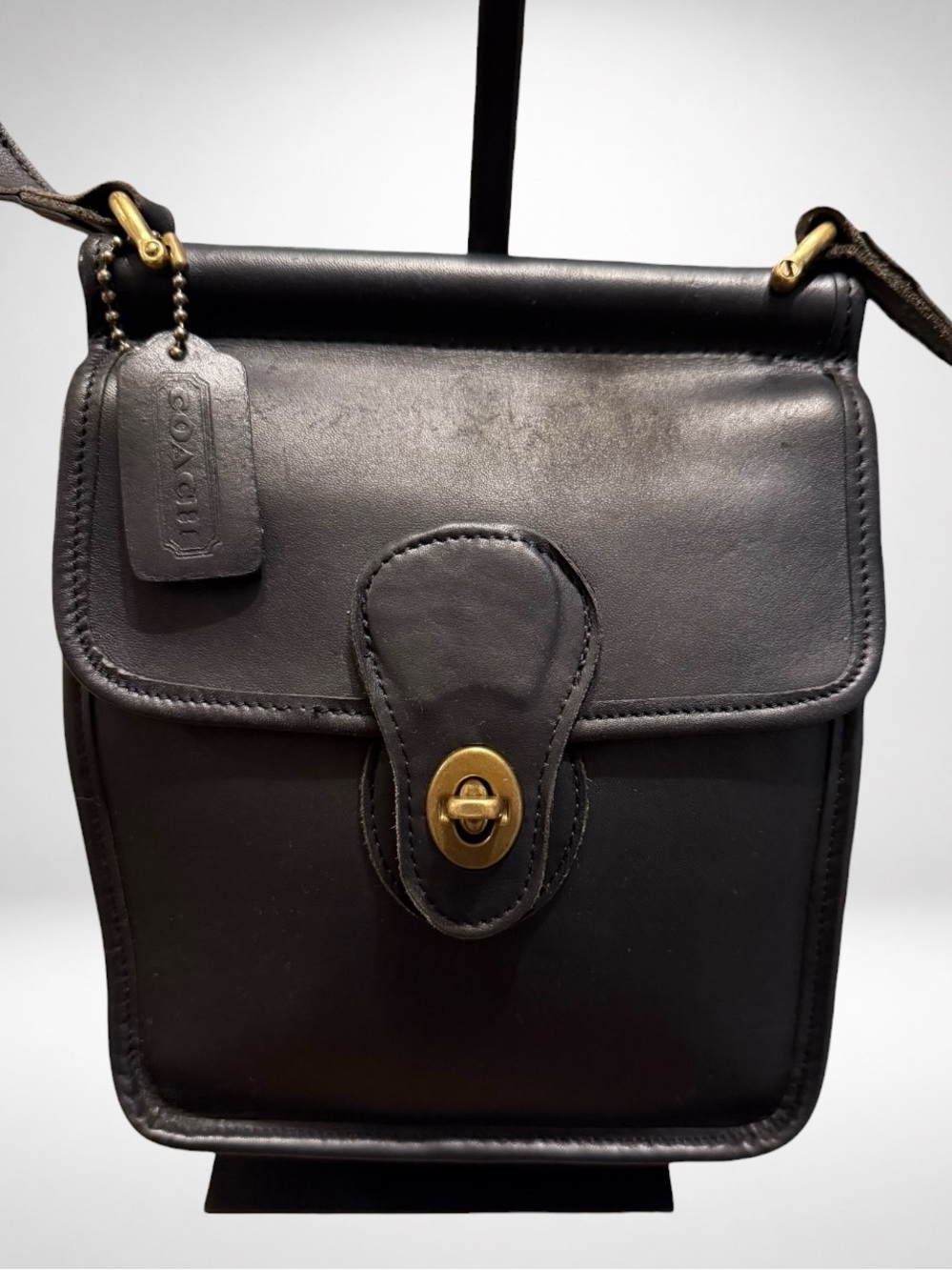 COACH Authentic Vintage Murphy Bag Black Leather Crossbody Brass Turnlock